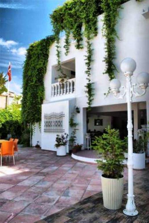 Hotel Golden Gate Kusadası Exterior foto