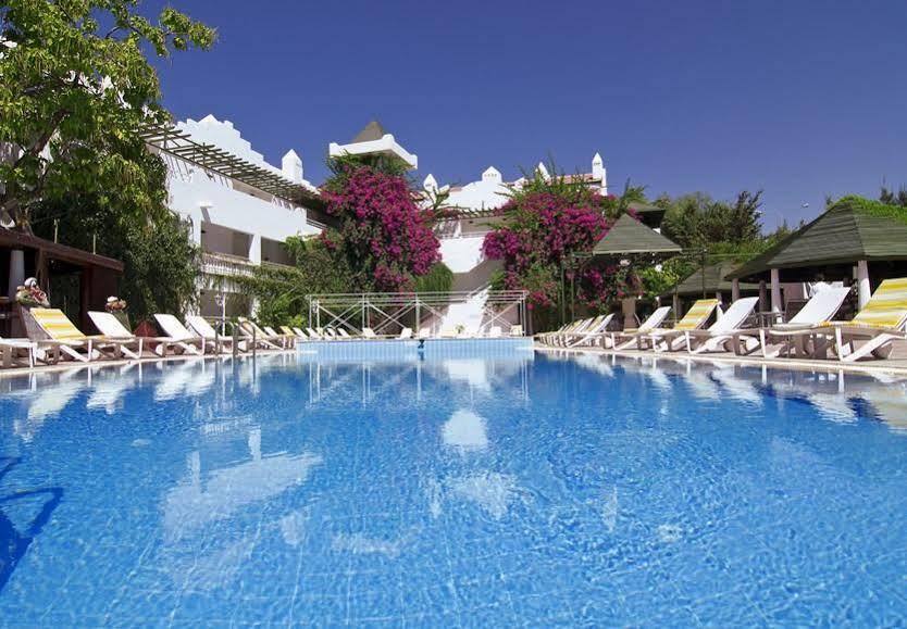 Hotel Golden Gate Kusadası Exterior foto