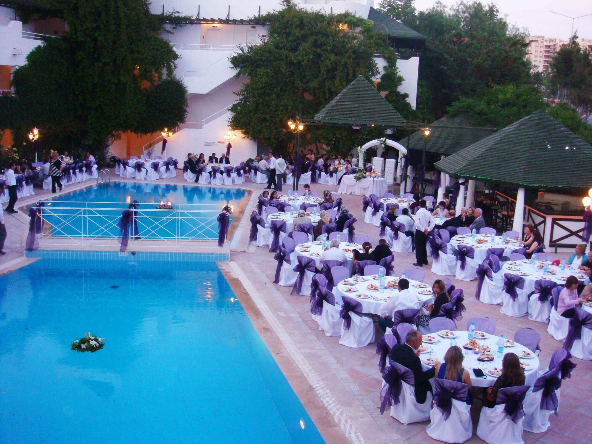 Hotel Golden Gate Kusadası Exterior foto